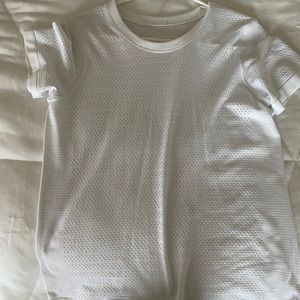 White mesh lulu lemon tee